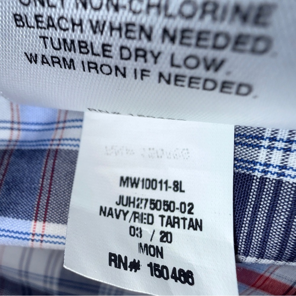 Fairlane & Sons Slim Fit Plaid Button-Down Shirt M Navy Red Wrinkle Free - Picture 9 of 12